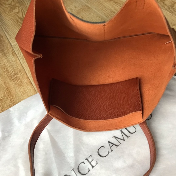 Vince Camuto leather tote - Picture 3 of 4